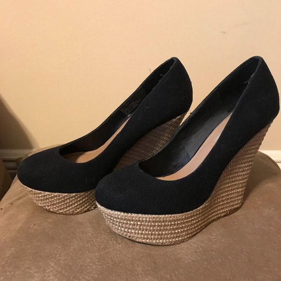 Steve Madden Shoes - Steve Madden Pamelaaa Black Canvas Wedge Heels size 8